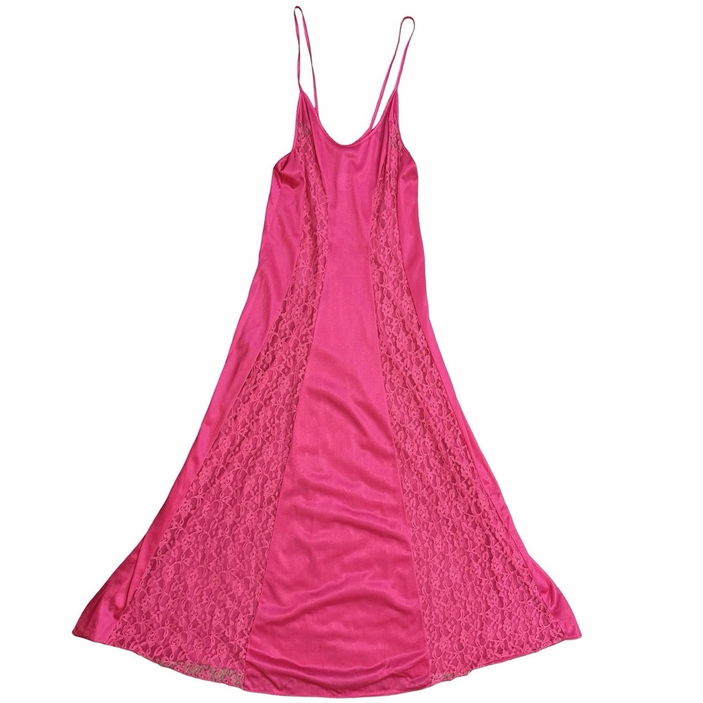 VTG 90s. Circle III nightgown M Pink silky & Lace Slip Gown. Nylon. Union Tag